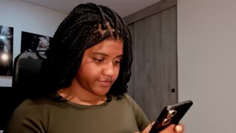 zahra_rose online show from October 3, 8:36 pm