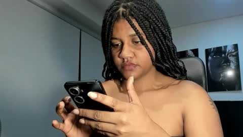 zahra_rose online show from October 13, 9:45 am