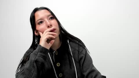 zammii69 online show from November 10, 10:49 pm