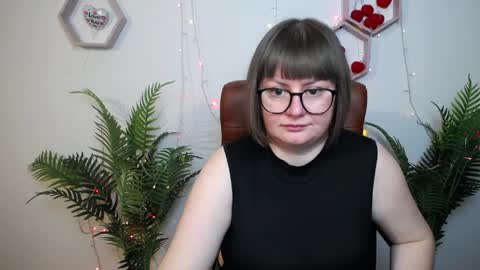 zannadreil online show from April 14, 7:58 pm