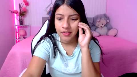 Zara online show from April 9, 12:21 pm