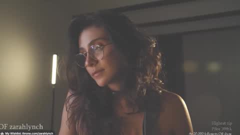 Miss Lynch   Next show  2911 online show from November 27, 2:47 am