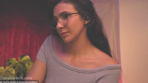 Miss Lynch   Next show  2911 online show from December 5, 9:06 pm