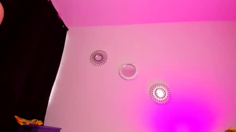 Zaritha Li online show from October 4, 11:16 am