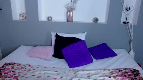 Karolyne online show from October 12, 8:33 pm