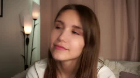 Emilia online show from September 16, 3:14 am