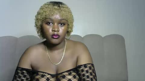 Caramel online show from February 5, 6:33 pm