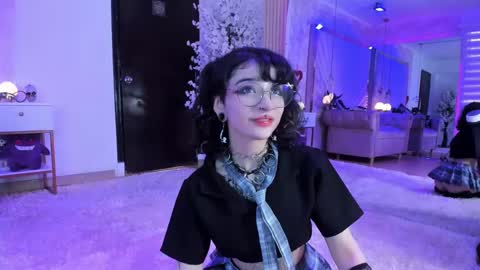 Snapshot of zephirah_abney chatting on March 3, 2:21 pm online show from March 3, 2:21 pm
