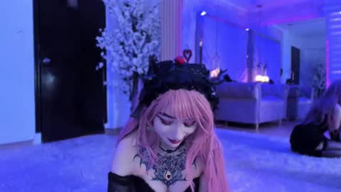 Snapshot of zephirah_abney chatting on March 6, 2:29 pm online show from March 6, 2:29 pm