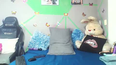 zharick online show from December 16, 5:02 am