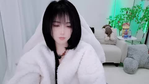 zhen online show from February 18, 5:23 pm