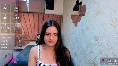 ZOE TAYLOR online show from March 15, 1:24 pm