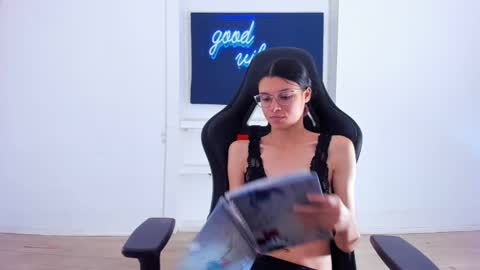 Zoe online show from January 30, 11:55 pm