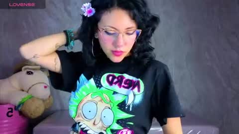 zoe_ch_ online show from July 30, 3:07 am