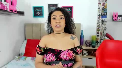 Zoe Gruber online show from January 10, 12:38 am