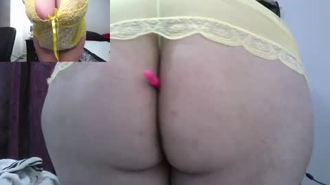 Snapshot of zoe_hotxxx chatting on February 15, 4:12 pm zoe hotxxx online show from February 15, 4:12 pm