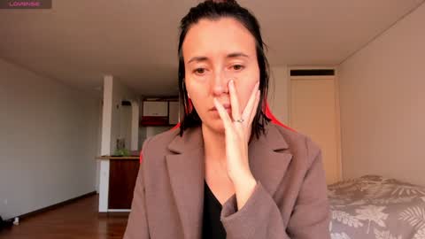 ZOE online show from December 11, 9:45 pm