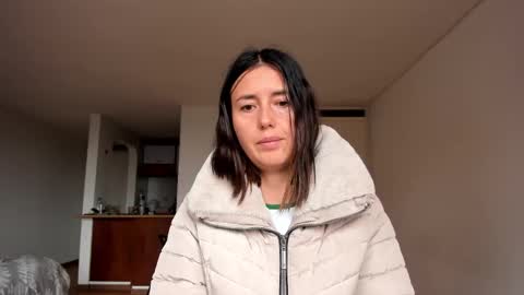 ZOE online show from February 27, 9:25 pm