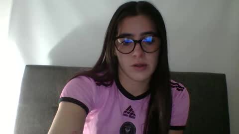 Zoe online show from November 19, 3:39 am