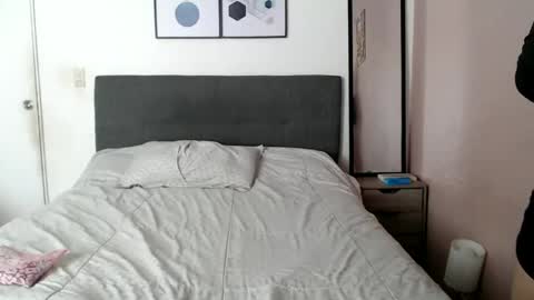 Zoe online show from February 21, 5:31 pm