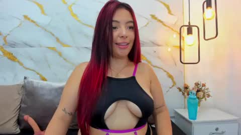 Zoe online show from June 24, 11:37 pm