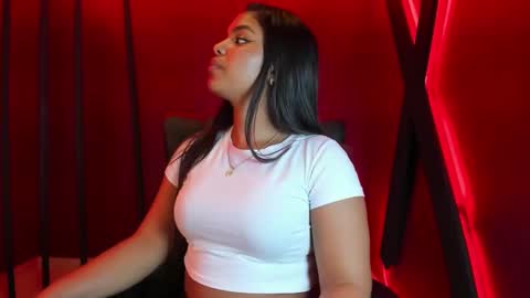 Zoe online show from February 8, 8:10 pm