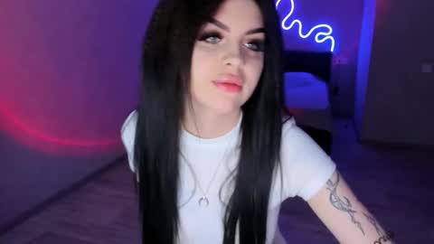 zoedrift online show from October 17, 2:20 pm