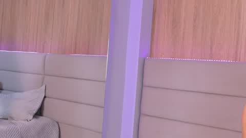 Zoe online show from April 23, 12:29 pm