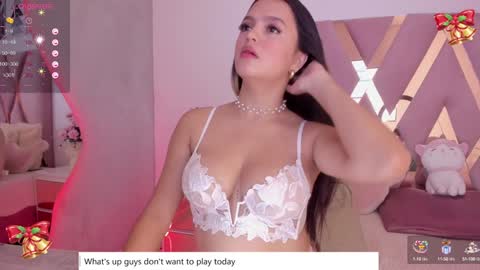 Snapshot of zoemina__ chatting on December 11, 3:26 pm Antonella Kim online show from December 11, 3:26 pm