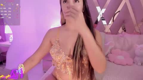 Snapshot of zoemina__ chatting on September 21, 2:27 pm Antonella Kim online show from September 21, 2:27 pm