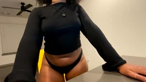 Zoe online show from June 12, 9:28 am
