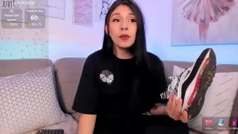 Zoey  online show from June 19, 1:36 pm