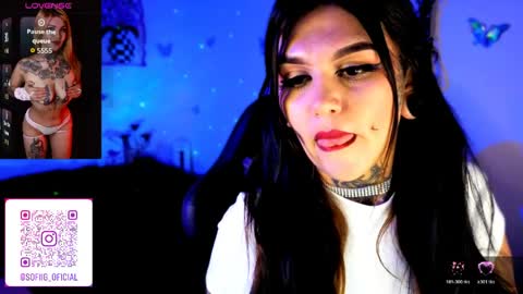 Zoee  online show from April 2, 6:22 am