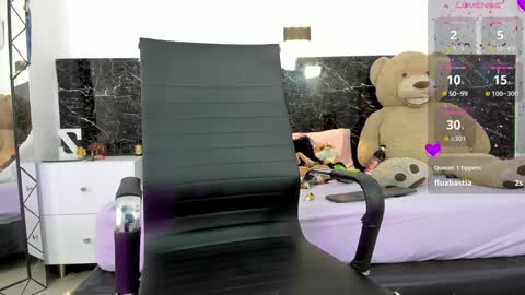 Violeta online show from February 2, 12:13 pm