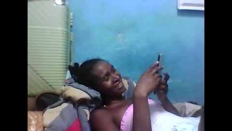 Snapshot of zuana14 chatting on October 17, 6:44 pm zuana14 online show from October 17, 6:44 pm