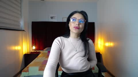 Snapshot of zuzana21 chatting on December 20, 12:38 pm Zuzana21 online show from December 20, 12:38 pm