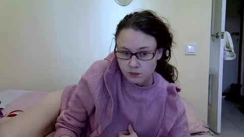 Zyuhre online show from February 18, 1:44 pm