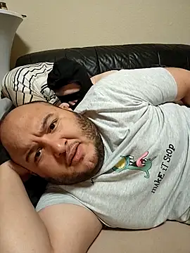 genderfluidco2 online show from January 31, 7:11 pm