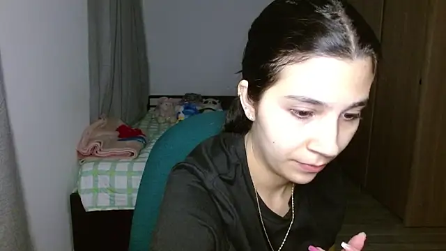 Snapshot of mia__lopez_ chatting on October 21, 1:09 am mia lopez online show from October 21, 1:09 am
