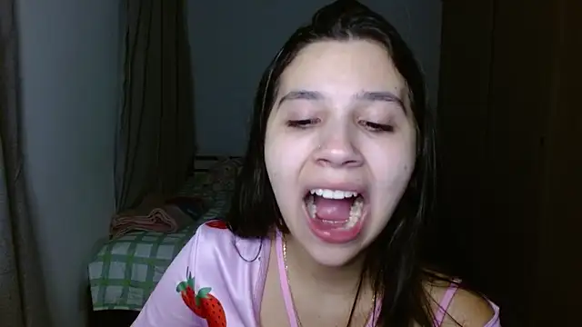 Snapshot of mia__lopez_ chatting on October 16, 3:31 am mia lopez online show from October 16, 3:31 am