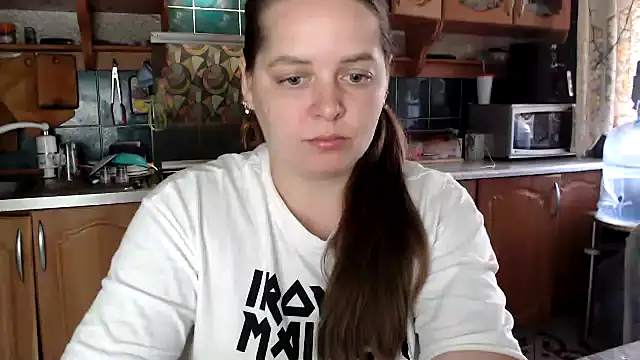Snapshot of uliastar chatting on October 12, 7:11 am uliastar online show from October 12, 7:11 am