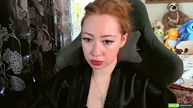 TinaBrook online show from April 6, 4:57 am