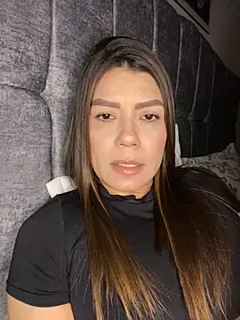 martina contreras online show from November 12, 2:09 am