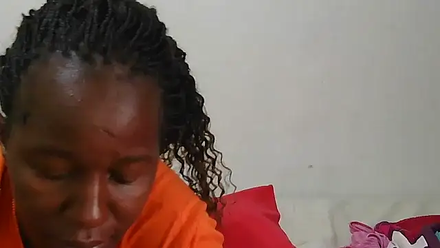 sluttylaura21 online show from September 27, 6:42 am