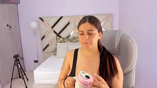 kylie reyes online show from February 20, 7:58 pm