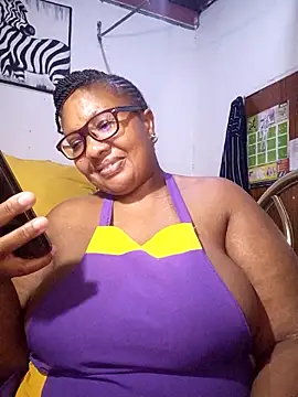 YELLOW BONE online show from March 7, 8:05 pm