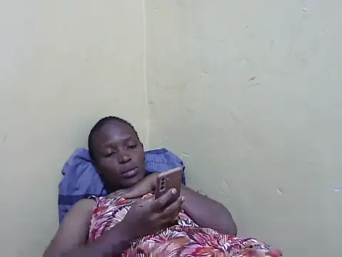 Snapshot of Smillie_prety chatting on September 11, 1:44 pm Smillie prety online show from September 11, 1:44 pm