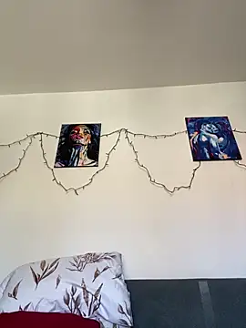 AlisaaRose online show from April 10, 7:47 am