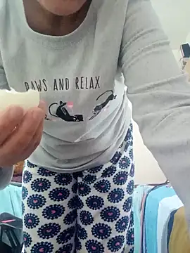 lolo890 online show from November 11, 10:40 pm