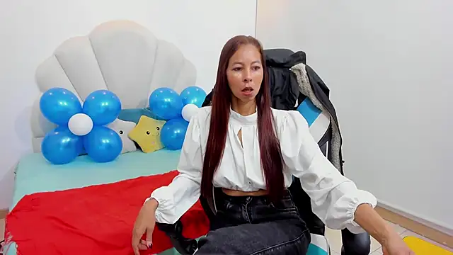Snapshot of Rosalinda_Cortez chatting on September 23, 12:58 pm Rosalinda Cortez online show from September 23, 12:58 pm
